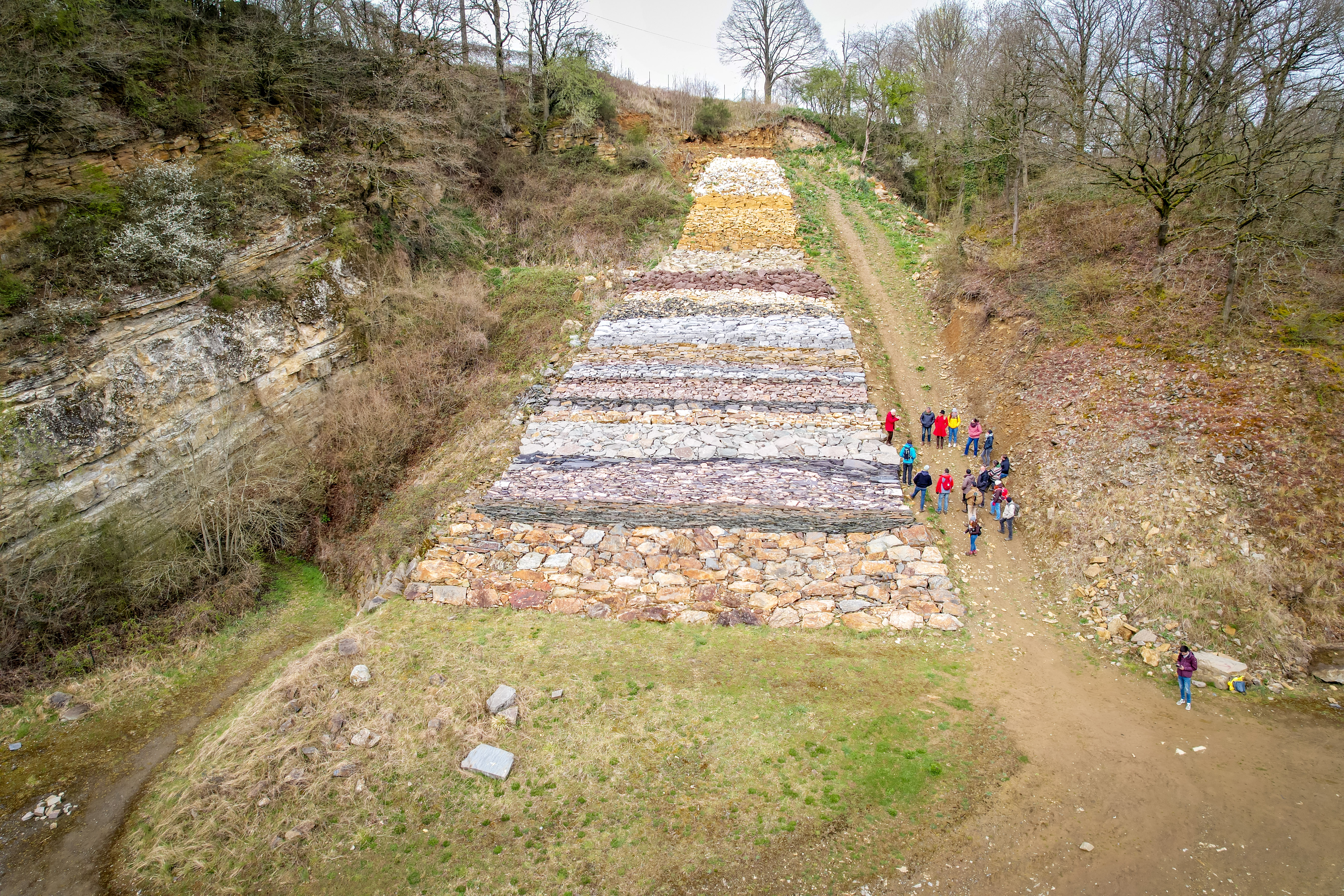 cette impressionnante "rampe de pierre"