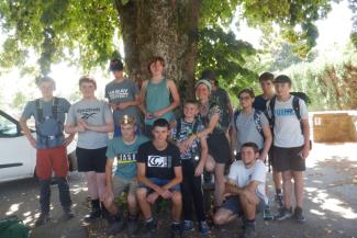 Un camp immersif en forêt d'Anlier