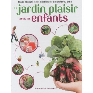 Le jardin plaisir avec les enfants